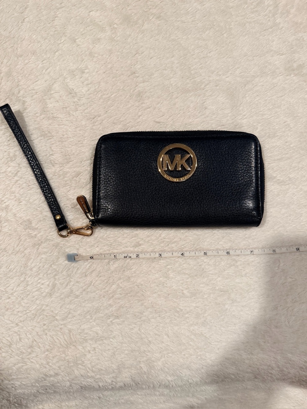 MICHAEL KORS zip around continental genuine pebbled leather wallet wristlet